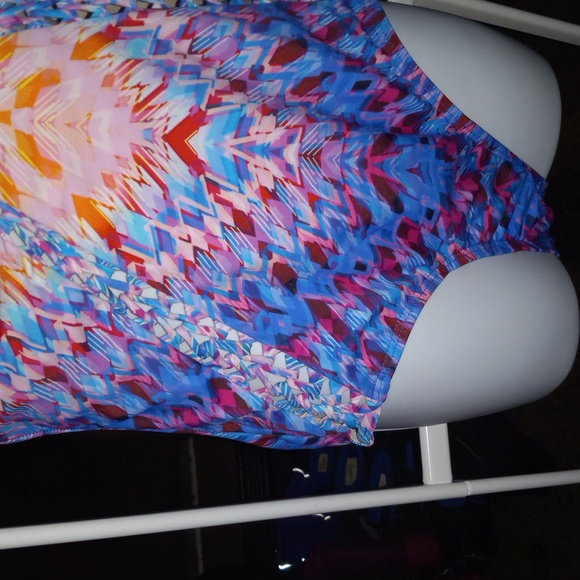 BATHING SUIT- one piece - Picture 3 of 9